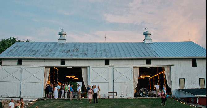 dayton, ohio barn farm wedding photographer