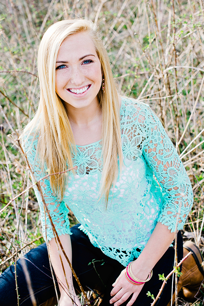 casual senior photos in dayton ohio